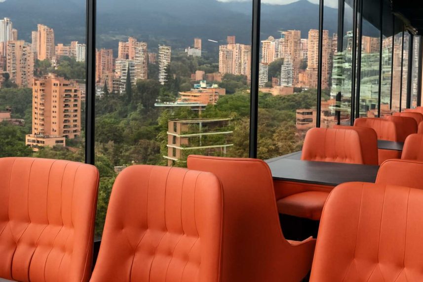 Vista en el día de rooftop de Sibari Medellín