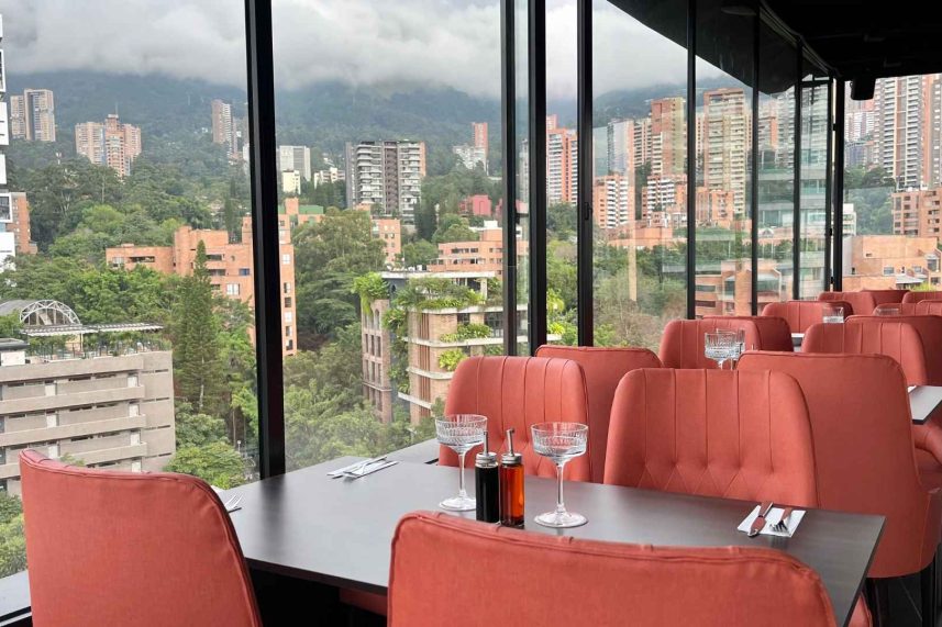 Medellín vista desde el Rooftop de Sibari